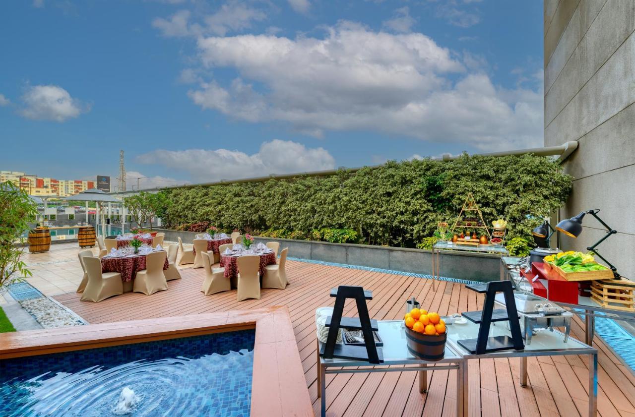 Novotel Bengaluru Outer Ring Road Екстериор снимка