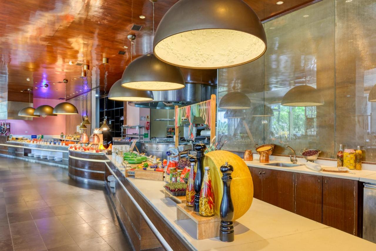 Novotel Bengaluru Outer Ring Road Екстериор снимка