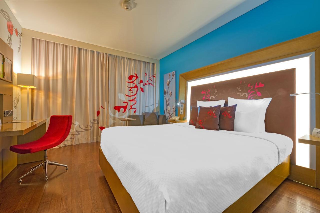 Novotel Bengaluru Outer Ring Road Екстериор снимка