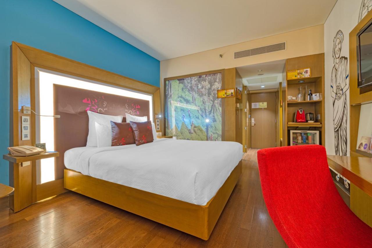 Novotel Bengaluru Outer Ring Road Екстериор снимка