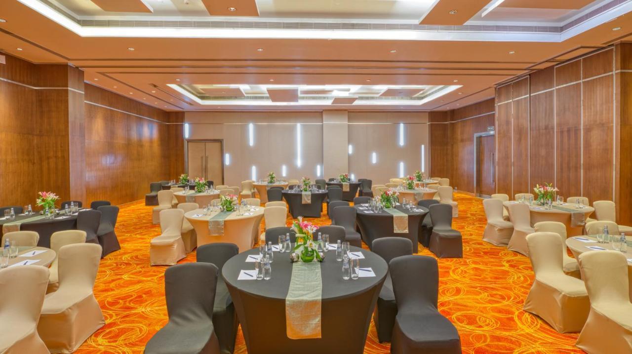 Novotel Bengaluru Outer Ring Road Екстериор снимка