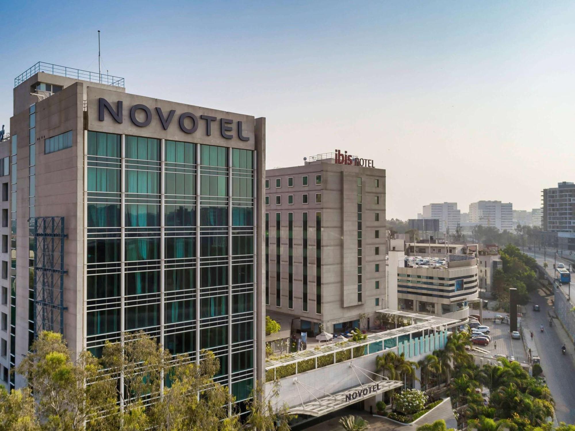 Novotel Bengaluru Outer Ring Road Екстериор снимка