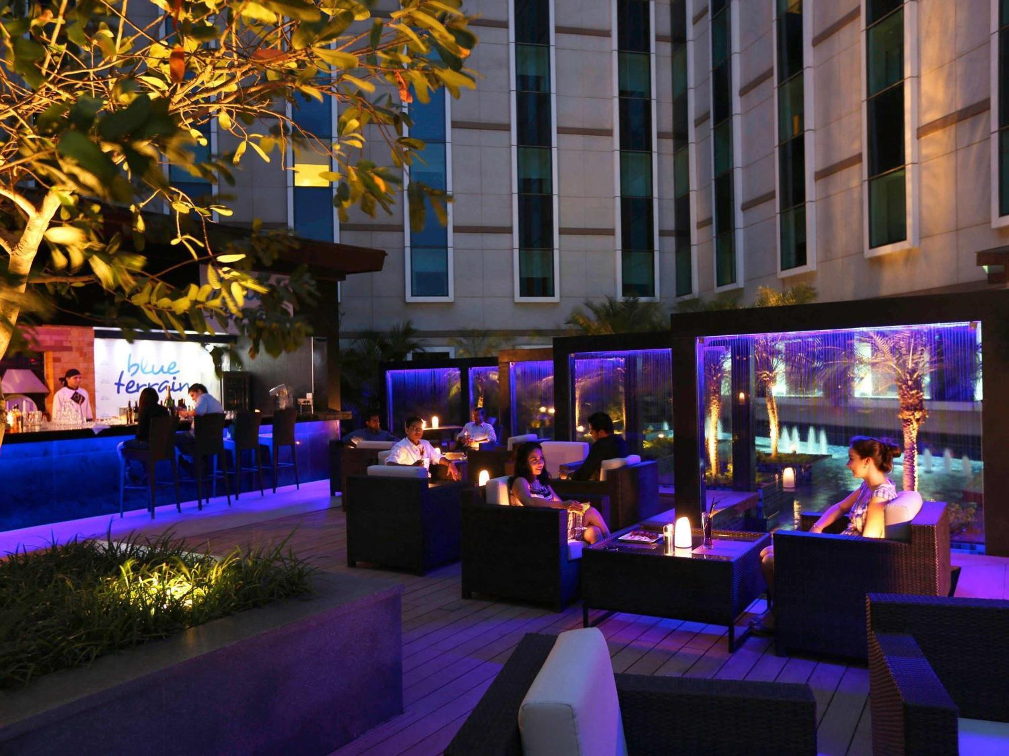 Novotel Bengaluru Outer Ring Road Екстериор снимка